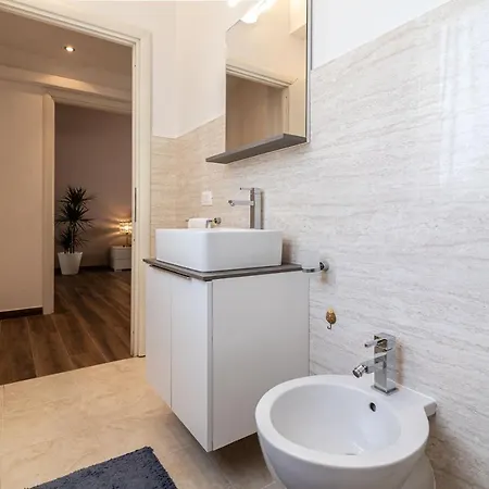 Central Florence Apartment דירה
